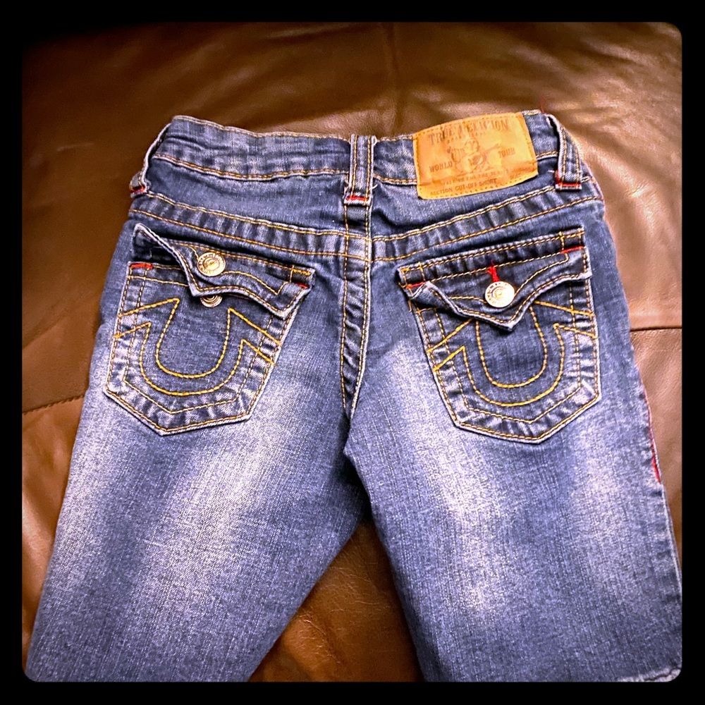 Boys True Religion shorts sz 5